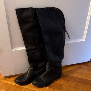 Black Knee-High Women's Boots